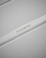 Samsonite Outline Pro Carry-On Spinner